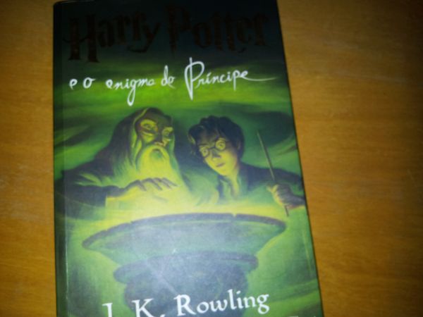 Livro Harry Potter e o enigma do príncipe